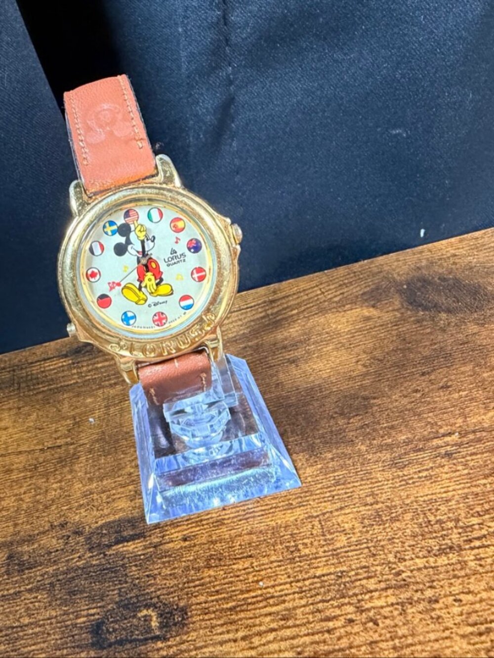 Vintage Lorus Disney Mickey Mouse Musical World Flags Watch Working Quartz